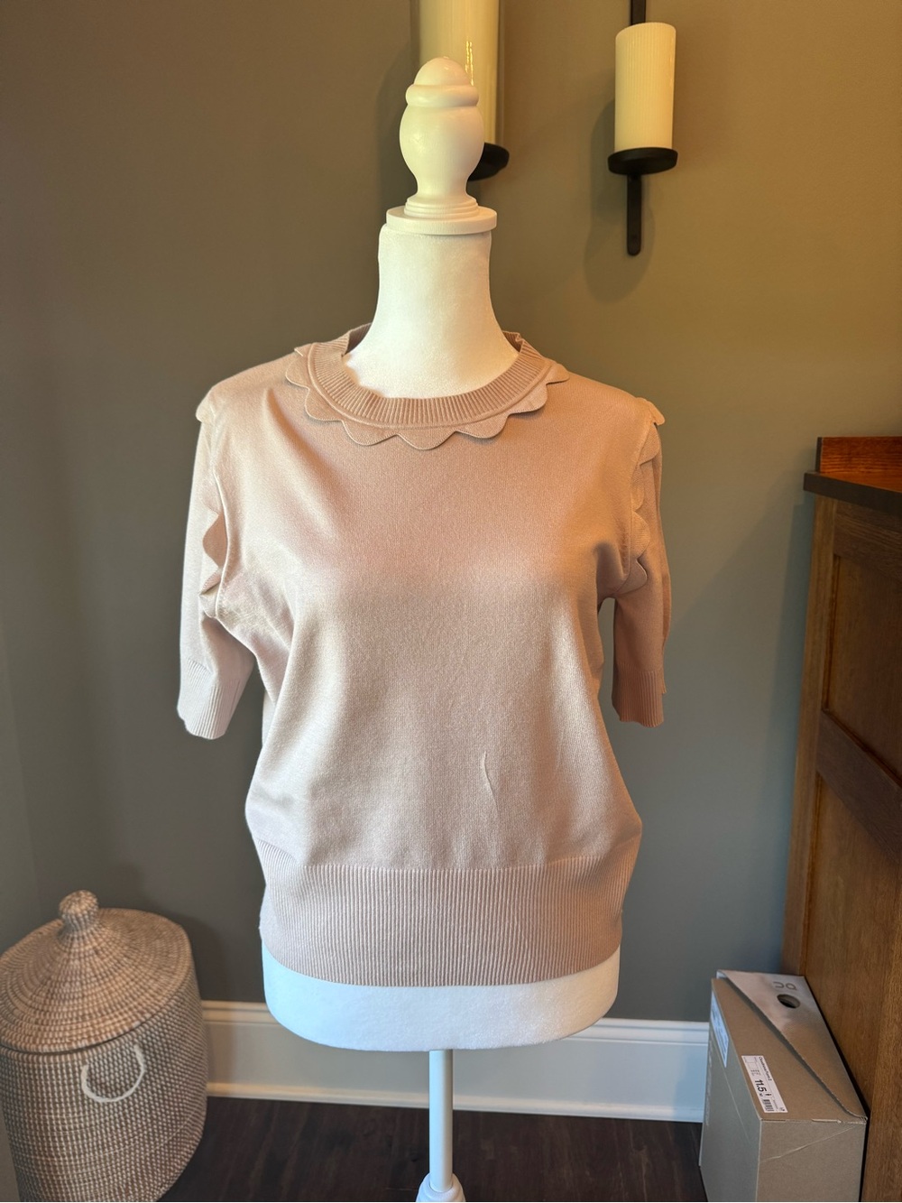 NWT J.Crew Scalloped Ruffle Knit Sweater Top Blush Pink Size M